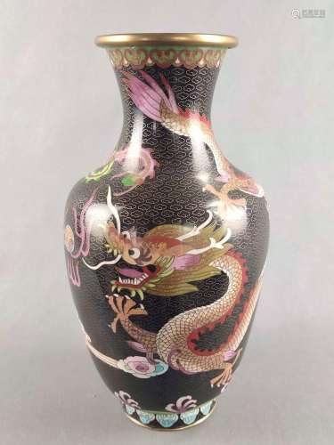 Cloisonné short-necked vase, China, 20th century, stylised c...