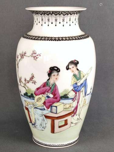 Fine vase, porcelain, China, two women in traditional robes ...