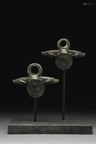 PAIR OF ROMAN BRONZE CHERUB HANDLES ON STAND