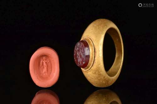 ROMAN GOLD RING WITH VICTORY