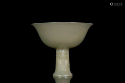 RARE CHINESE MING DYNASTY HETIAN JADE STEM CUP