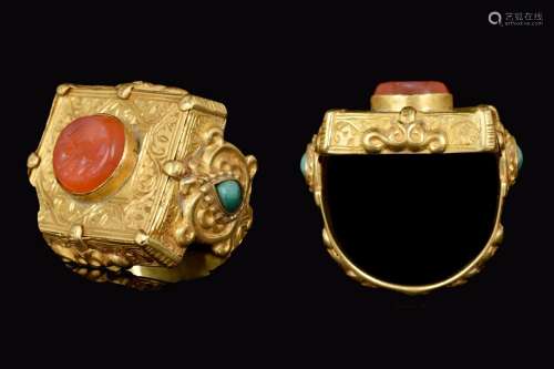 ISLAMIC GOLD RING WITH CARNELIAN INTAGLIO & TURQUOISE IN...
