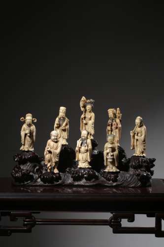 清 寿山石雕八仙人物立像摆件一组（配紫檀底座）