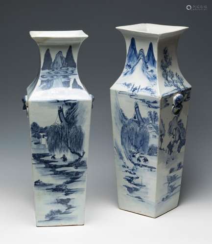 Pair of Chinese vases, Qing dynasty, 19th century. Hand-pain...