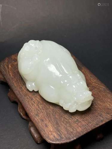 Chinese Natural Hetian Jade Fortune Pixiu Pendant