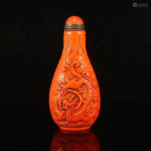Red Peking Glass Low Relief Dragon Phoenix Snuff Bottle