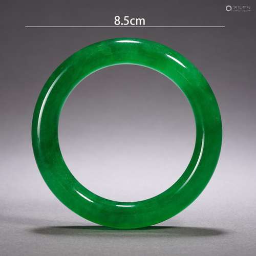 Jadeite Bangle