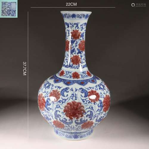 Underglazed-Blue and Copper-Red Glaze Flower Bottle Vase