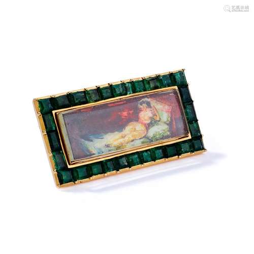 An emerald-set painted miniature brooch