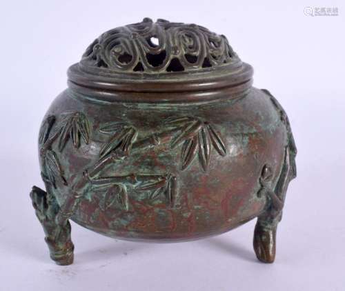 A 19TH CENTURY JAPANESE MEIJI PERIOD BRONZE CENSER AND COVER...