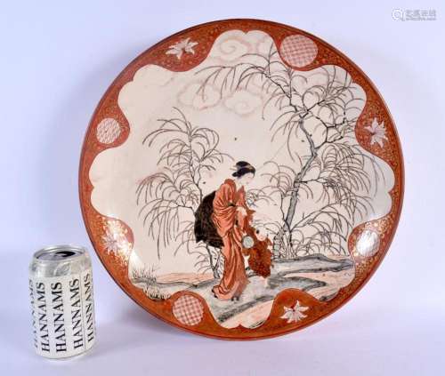 A LARGE 19TH CENTURY JAPANESE MEIJI PERIOD KUTANI DISH paint...