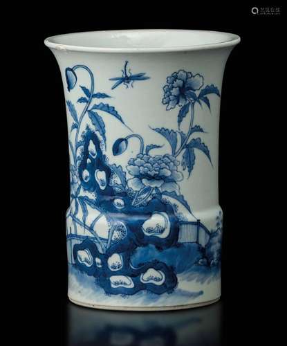 A porcelain vase, China, Qing Dynasty