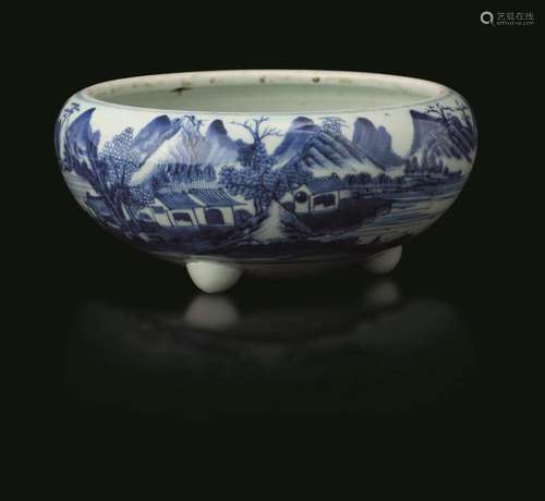 A porcelain censer, China, Qing Dynasty