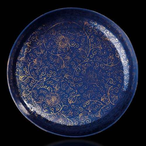 A porcelain plate, China, Qing Dynasty, 1800s