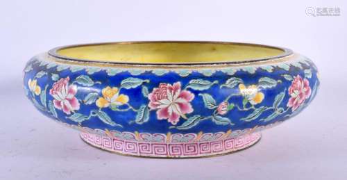 A FINE 18TH/19TH CENTURY CHINESE CANTON ENAMEL CENSER Qianlo...