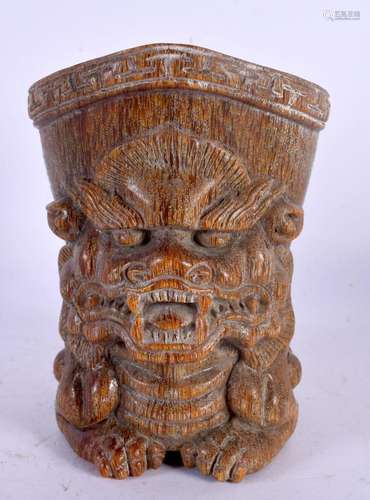 A CHINESE CARVED BUFFALO HORN TYPE LIBATION CUP 20th Century...