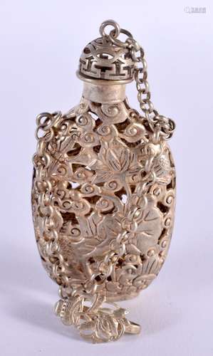 A CHINESE WHITE METAL SILVER SCENT BOTTLE 20th Century. 73 g...