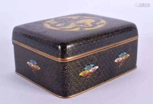 A LATE 19TH CENTURY CHINESE CLOISONNE ENAMEL CASKET Qing, de...