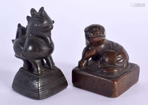 A 17TH/18TH CENTURY CHINESE BRONZE BUDDHISTIC BEAST SEAL Min...