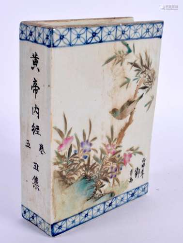 A CHINESE FAMILLE ROSE PORCELAIN BOOK 20th Century. 15 cm x ...