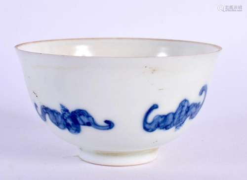 A CHINESE BLUE AND WHITE PORCELAIN TEABOWL 20th Century. 8 c...