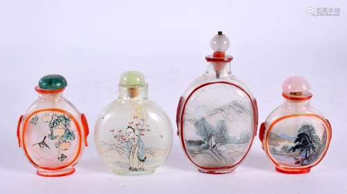 FOUR CHINESE REPUBLICAN PERIOD SNUFF BOTTLES. Largest 7.5 cm...