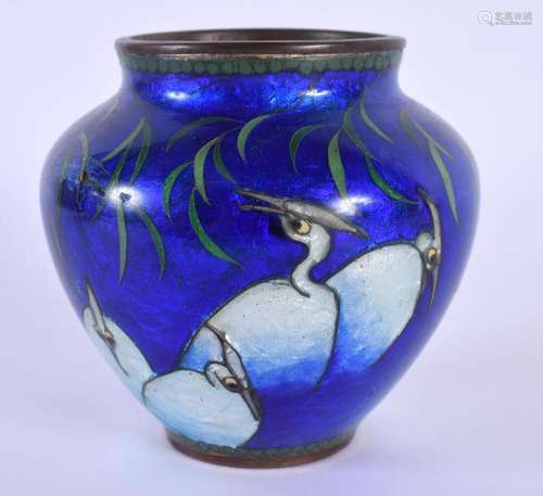 AN EARLY 20TH CENTURY JAPANESE MEIJI PERIOD CLOISONNE ENAMEL...