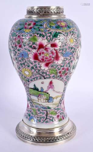 AN 18TH CENTURY CHINESE FAMILLE ROSE PORCELAIN VASE Yongzhen...