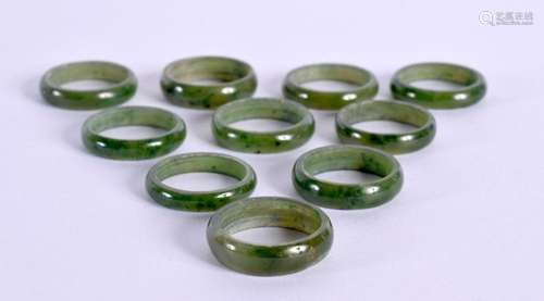 TEN CHINESE JADE RINGS 20th Century. O/P. (10)