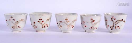 FIVE 19TH CENTURY CHINESE IRON RED PORCELAIN TEABOWLS Qing. ...