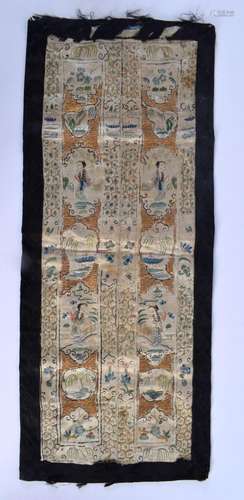 AN EARLY 20TH CENTURY CHINESE SILKWORK PANEL Late Qing/Repub...