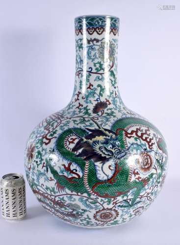 A LARGE 19TH/20TH CENTURY CHINESE DOUCAI PORCELAIN VASE bear...