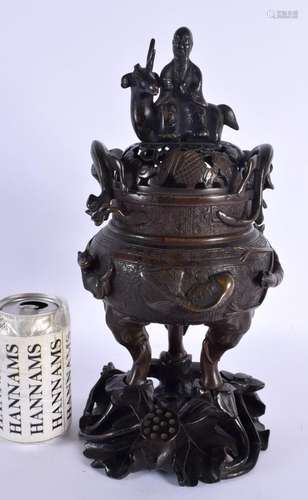 A LARGE 18TH/19TH CENTURY CHINESE TWIN HANDLED BRONZE CENSER...