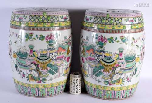 A LARGE PAIR OF CHINESE REPUBLICAN PERIOD FAMILLE ROSE GARDE...