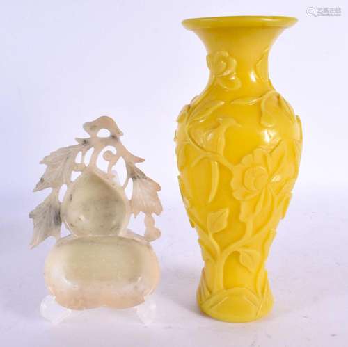 A 19TH CENTURY CHINESE PEKING GLASS YELLOW VASE Qing, togeth...