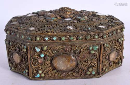 AN 18TH CENTURY TIBTAN BRONZE BUDDHISTIC BOX AND COVER inlai...