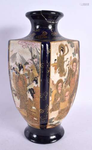 A LATE 19TH CENTURY JAPANESE MEIJI PERIOD SATSUMA VASE paint...