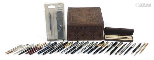 Collection of vintage and later fountain pens and ballpoint ...