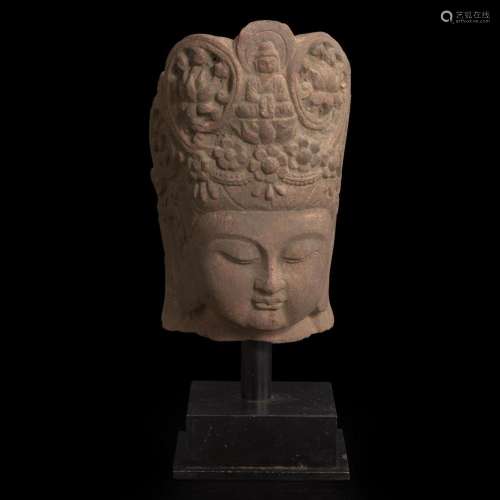 A Chinese carved stone head of Guanyin 石雕观音头像 Southern...