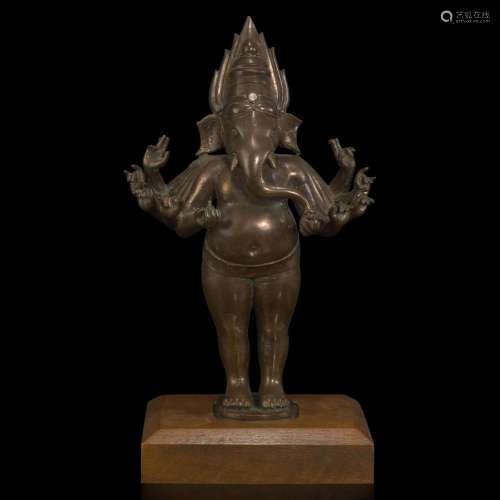 An Indian brass standing figure of Ganesh 铜塑象头神 19th ce...