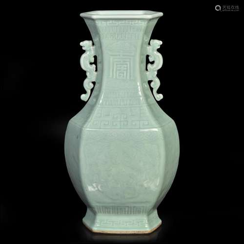 A Chinese celadon-glazed hexagonal baluster vase 青釉双耳六方...