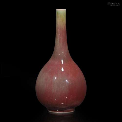 A fine Chinese "Peach bloom"-glazed bottle vase 豇...