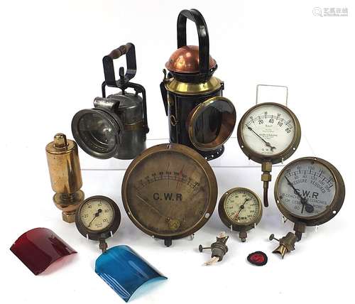 Railwayana collectables relating to Great Western Railway in...