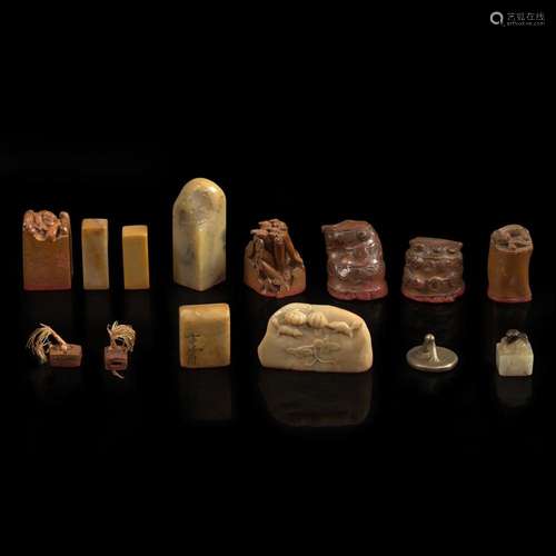 A group of fourteen seals including one by Wang Daxin 印章一...