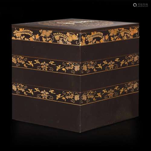 A three-tier Japanese lacquer box, signed Koma Bunsai 日本三...