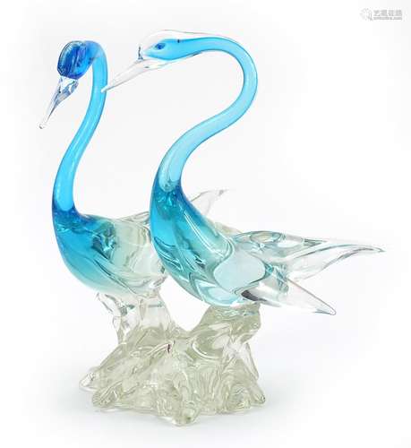 Murano glass sculpture of two birds, 28cm high