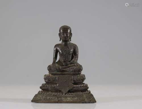 Bouddha en bronze à patine brunePoids: 875 gRégion: AsieDime...
