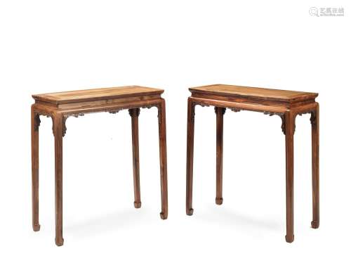 A PAIR OF FINE HUANGHUALI SIDE TABLES Late Qing Dynasty