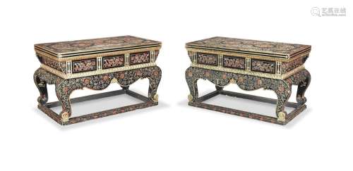 A LARGE PAIR OF GILT AND POLYCHROME BLACK-LACQUERED WOOD CON...
