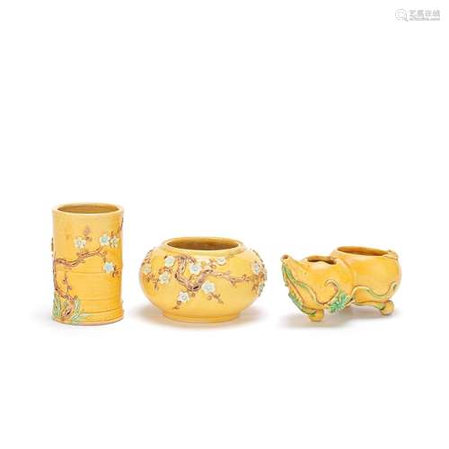 A GROUP OF THREE YELLOW-GROUND SCHOLARS' OBJECTS Late 19...